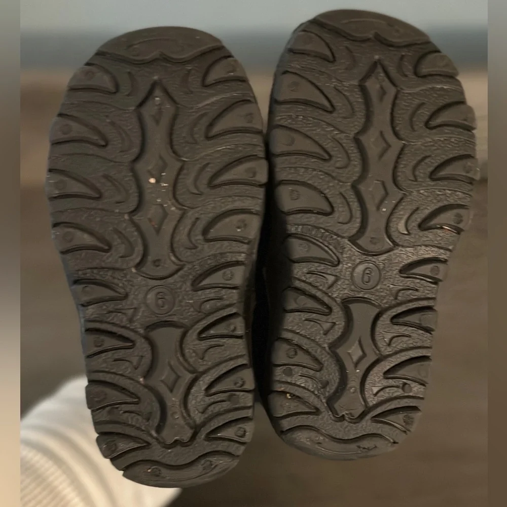 Wootie Rain Boots - Picture 8 of 8